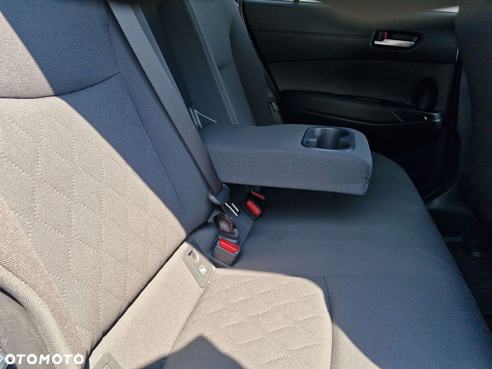 Toyota Corolla Cross - 12