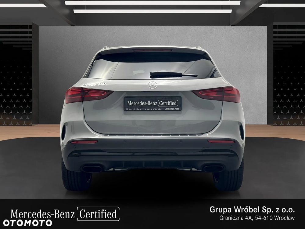 Mercedes-Benz GLA 200 AMG Line - 5