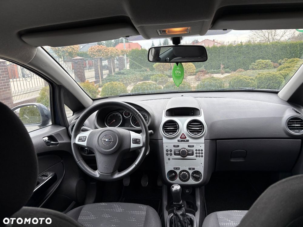 Opel Corsa 1.4 16V Active - 15