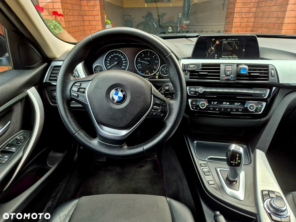 BMW Seria 3 320d xDrive Luxury Line - 5