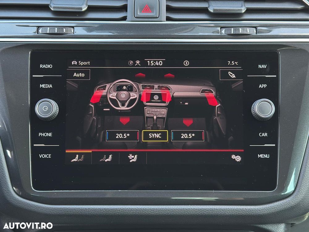 Volkswagen Tiguan 2.0 TDI SCR 4MOTION DSG IQ.DRIVE - 35