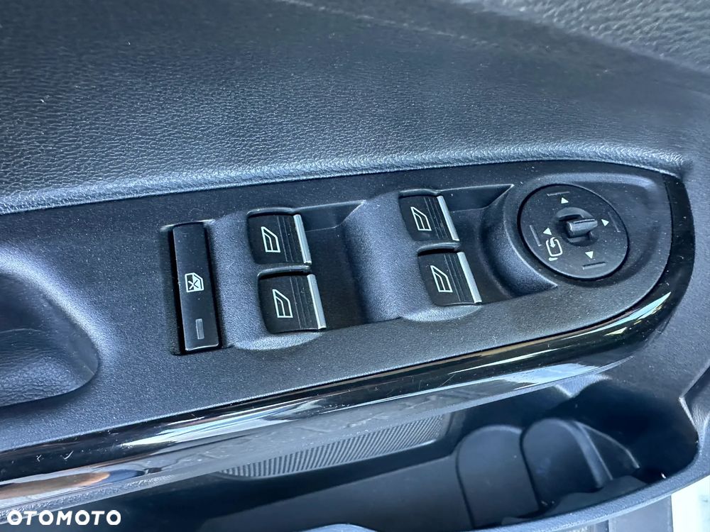 Ford B-MAX - 19