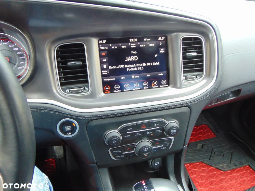 Dodge Charger - 8