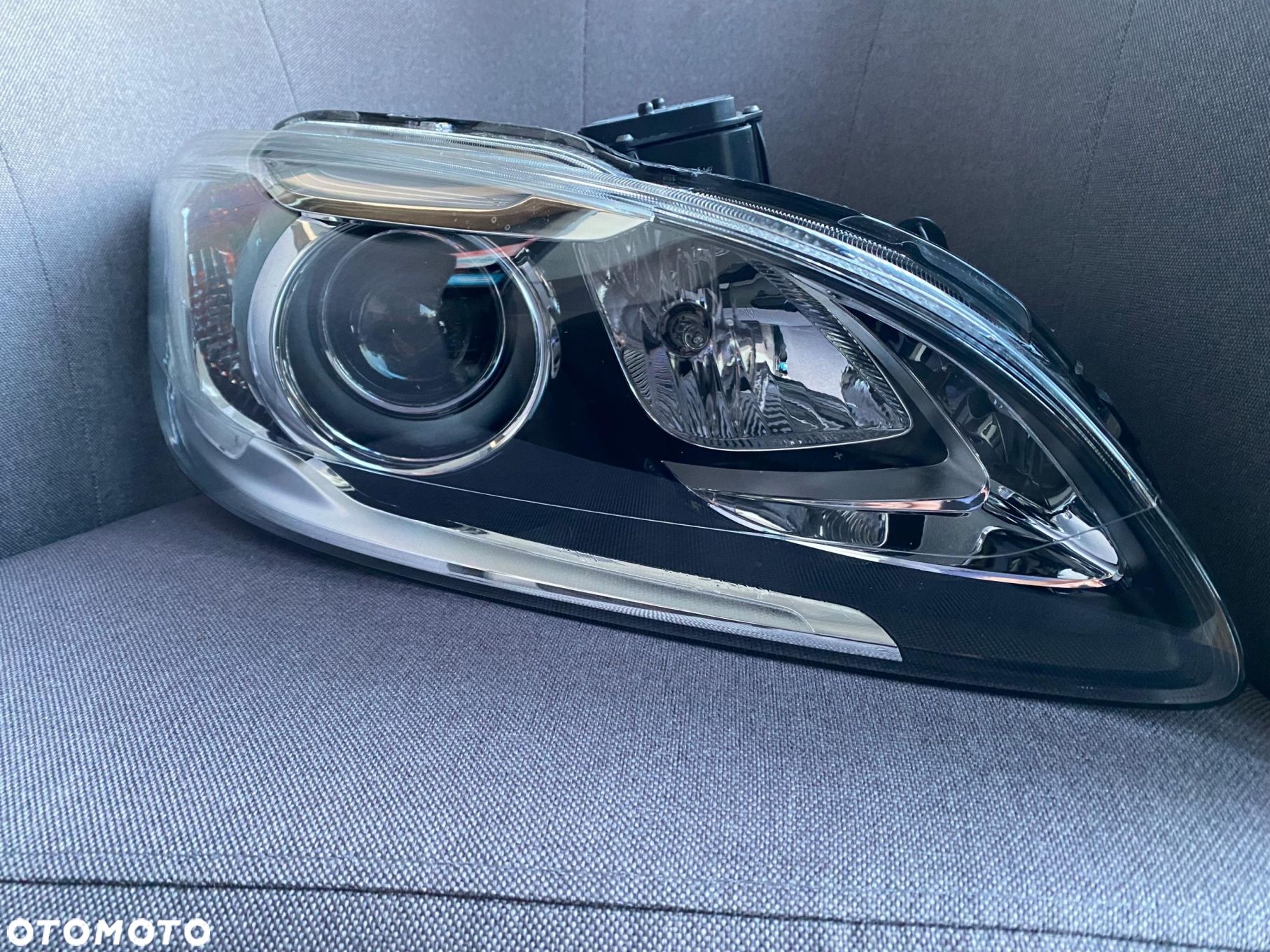 VOLVO S60 V60 LIFT REFLEKTOR LAMPA PRZÓD BI-XENON ORYGINAL 31698819 - 1
