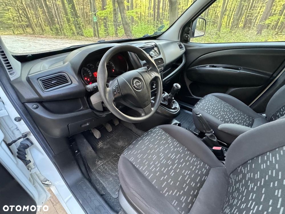 Opel Combo 1.6 CDTI Enjoy - 23