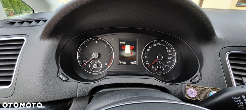 Volkswagen Sharan - 18
