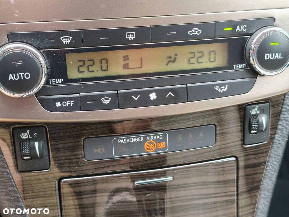 Toyota Avensis 2.0 Prestige MS - 13
