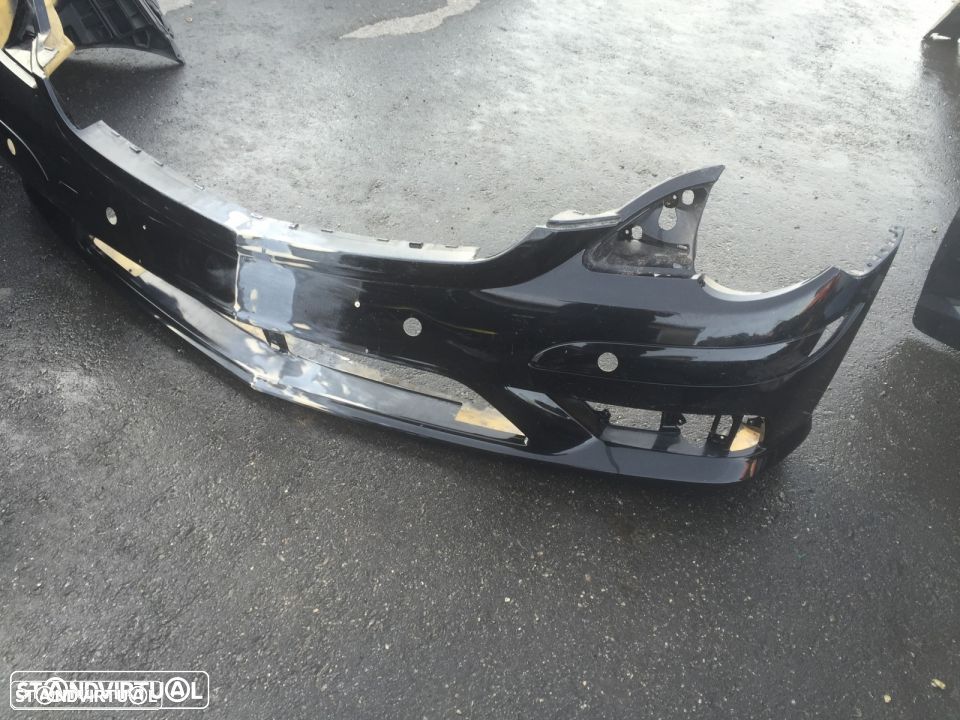 Parachoque Mercedes r Amg - 3