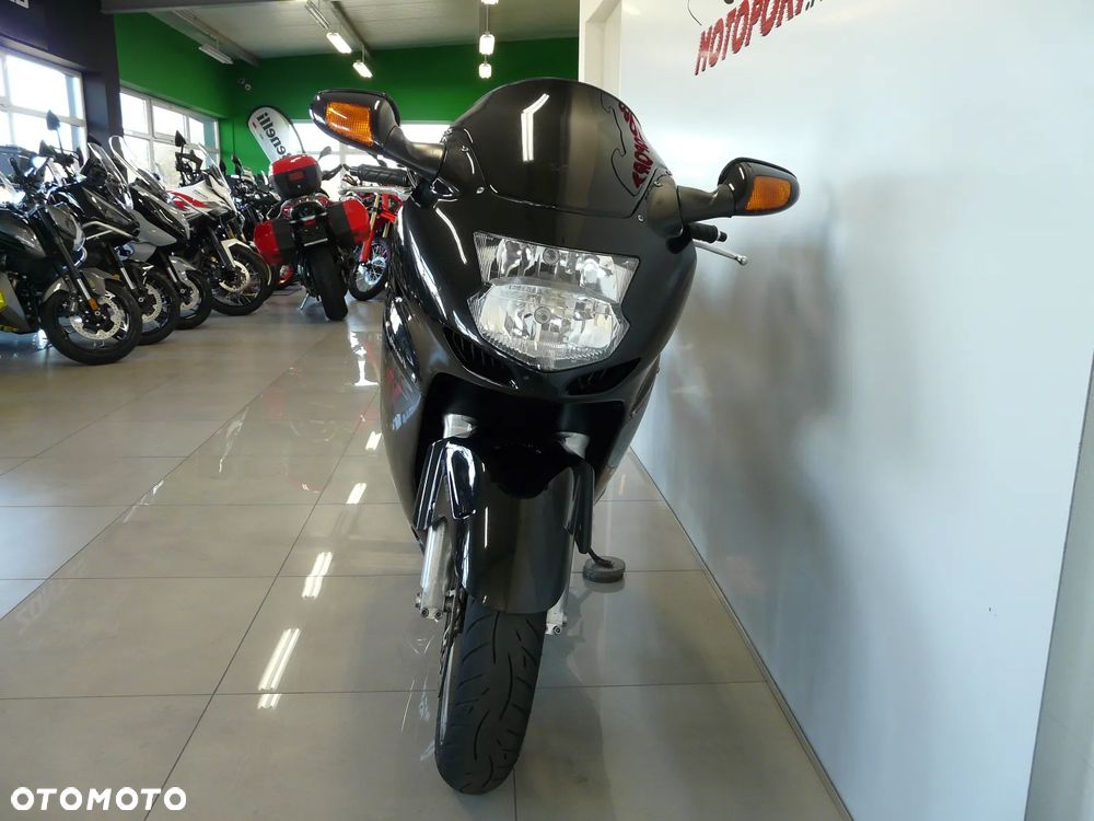 Honda CBR - 21