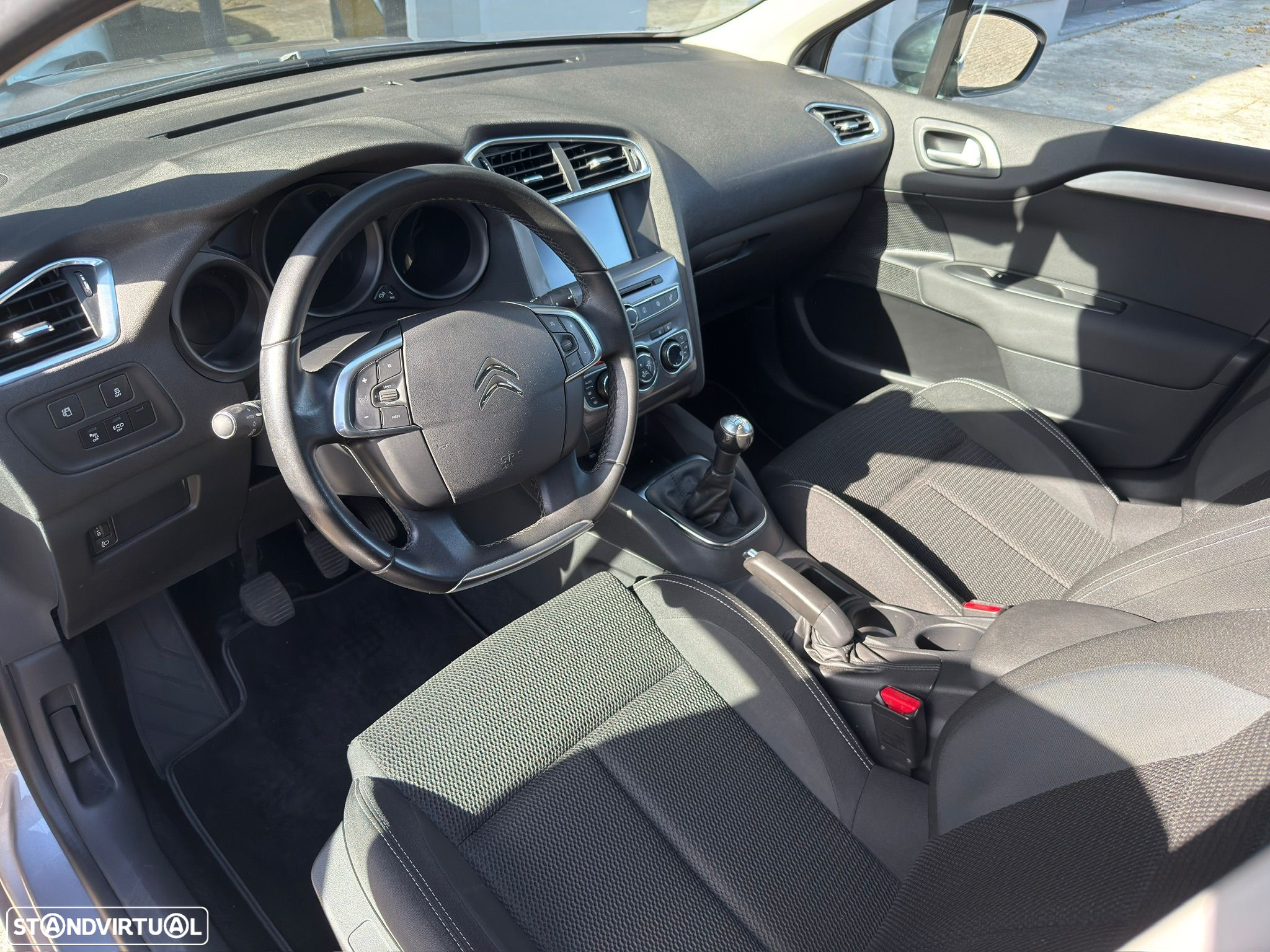 Citroën C4 1.6 BlueHDi Feel - 13