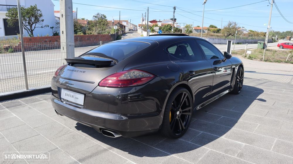 Porsche Panamera Platinum Edition - 6