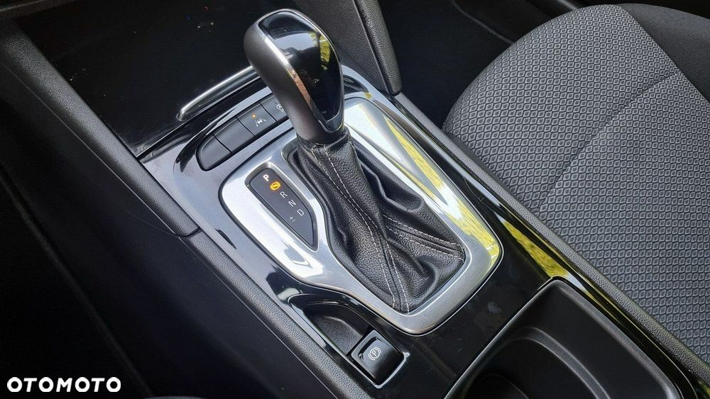 Opel Insignia - 18