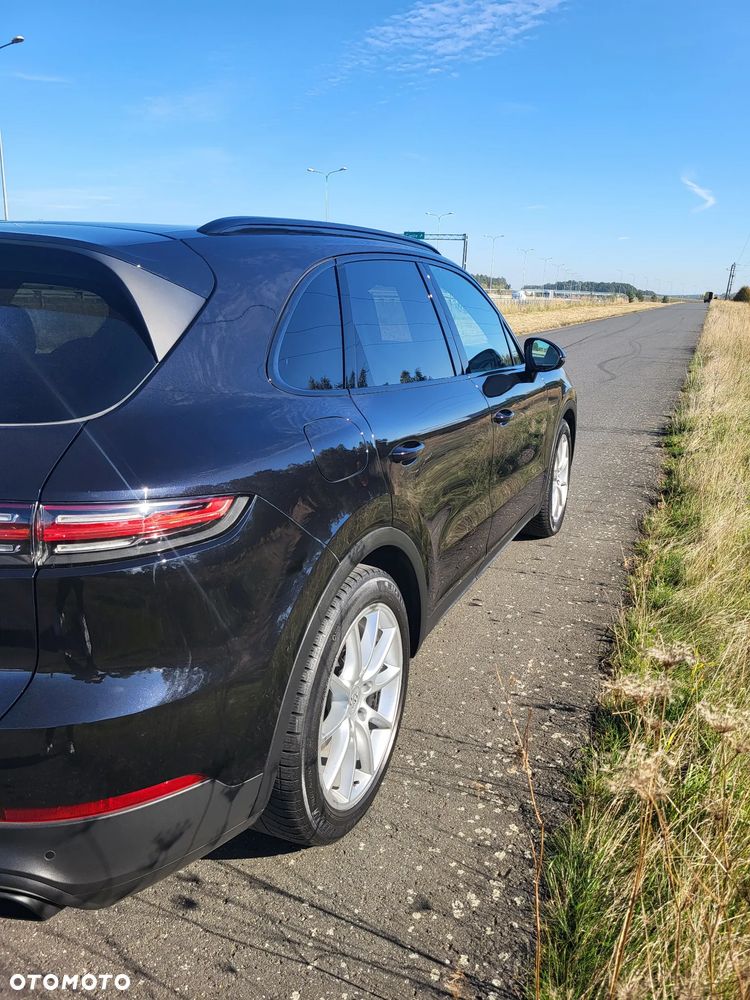 Porsche Cayenne - 3