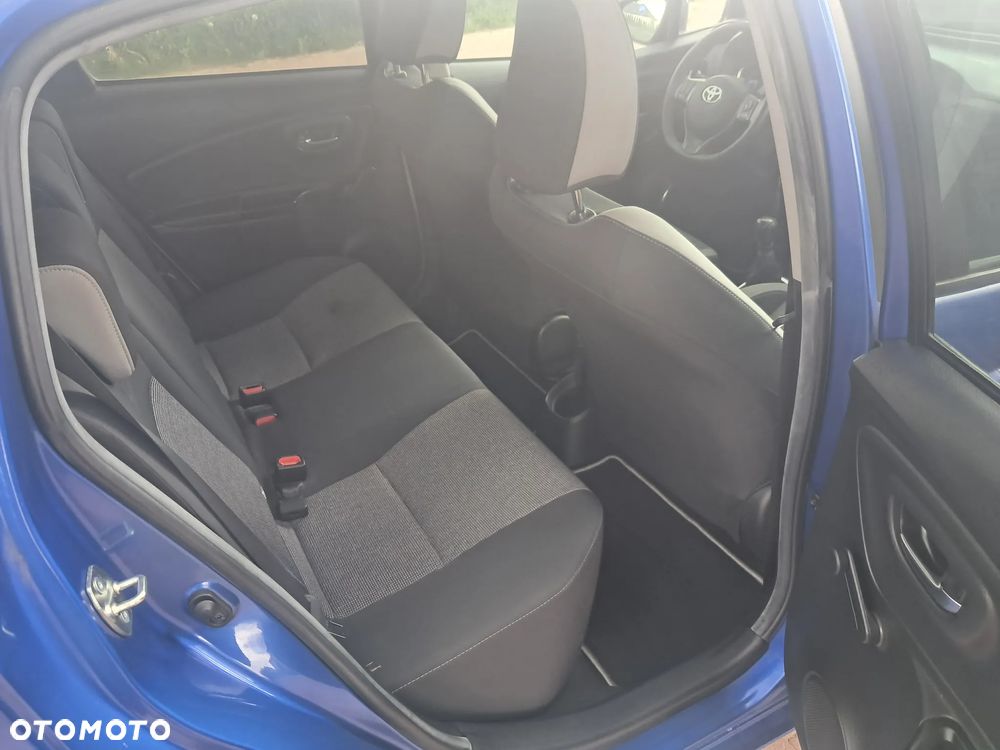 Toyota Yaris - 15