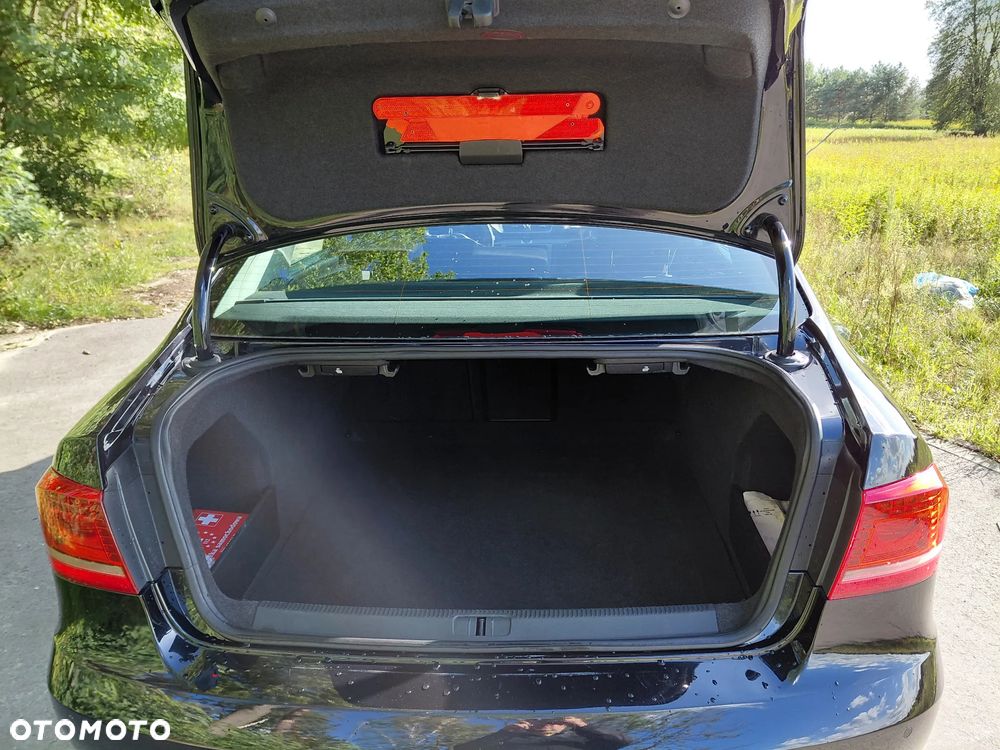 Volkswagen Passat 2.0 TDI Comfortline DSG - 18