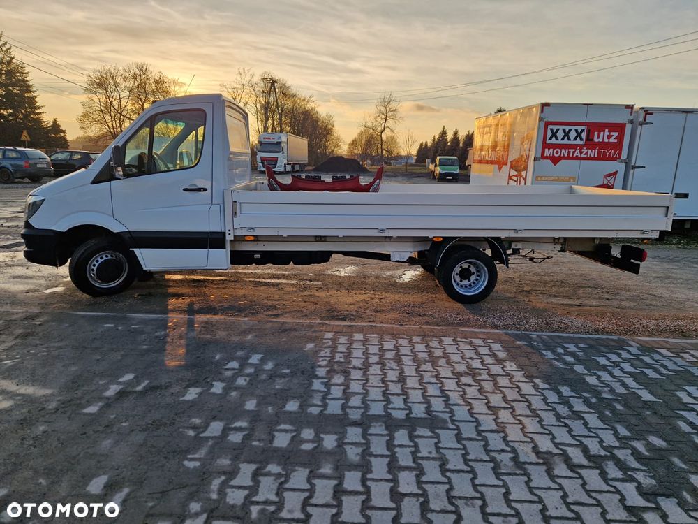 Mercedes-Benz 516 - 5