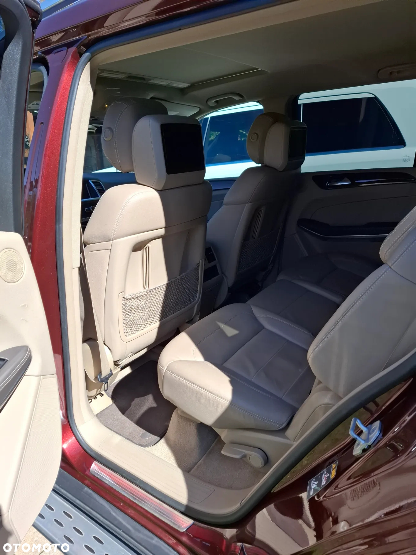 Mercedes-Benz GL - 10