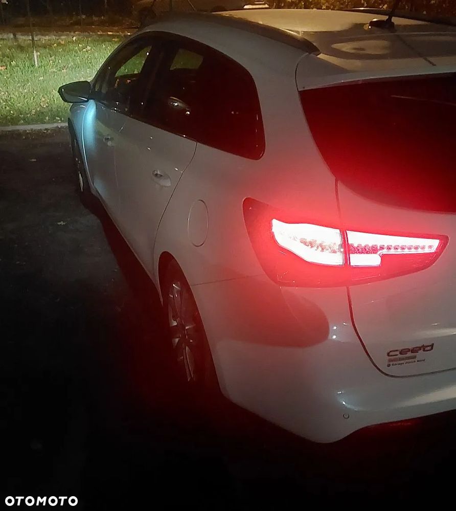 Kia Ceed 1.6 GDI Dream Team Edition - 7