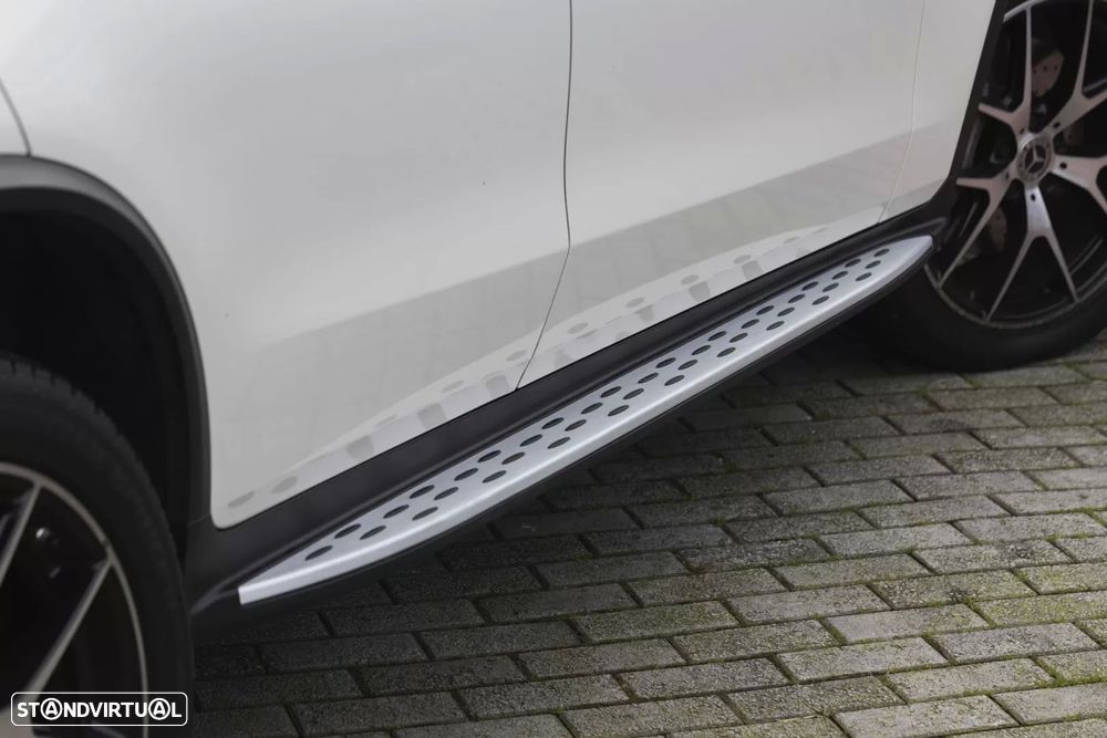 Mercedes-Benz GLC 300 de Coupe 4Matic 9G-TRONIC AMG Line - 32