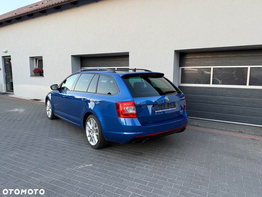 Skoda Octavia Combi 2.0 TDI RS - 5