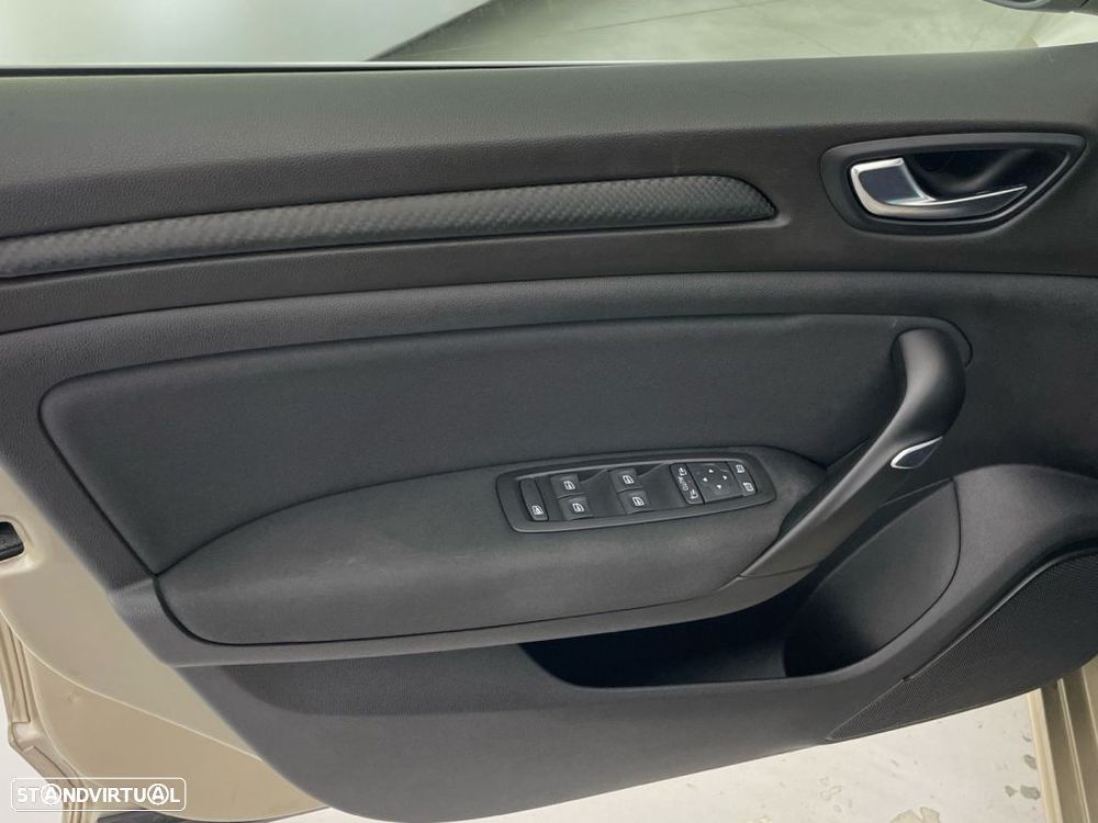 Renault Mégane 1.3 TCe Limited - 16