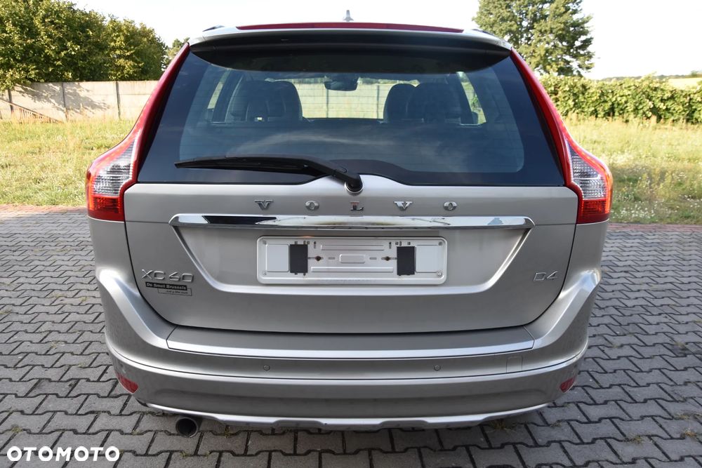 Volvo XC 60 D4 Summum - 5