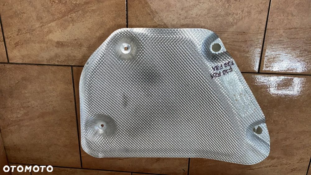 BMW F20 F21 F30 F31 IZOLACJA WYGŁUSZENIE MASKI OSŁONA TERMICZNA 7289875 - 1