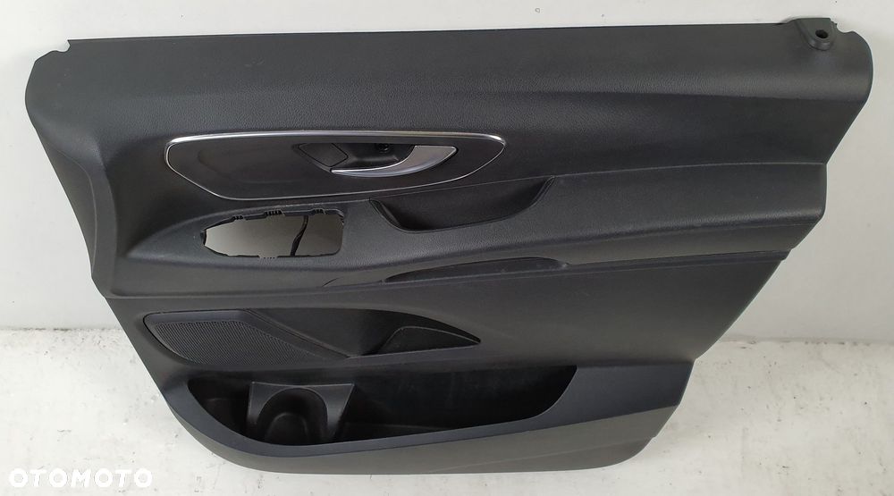 TAPICERA BOCZEK DRZWI PRAWY PRZÓD MERCEDES W447 EU - 2