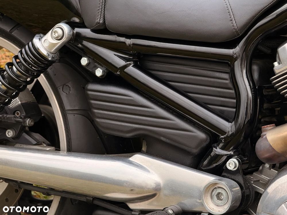 Harley-Davidson V-Rod Muscle - 38