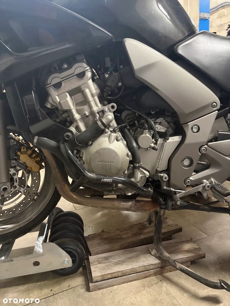 Honda CBF - 3