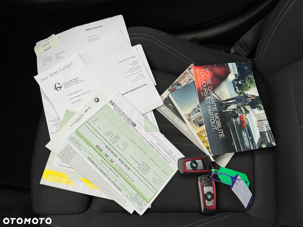 BMW Seria 3 318d - 13
