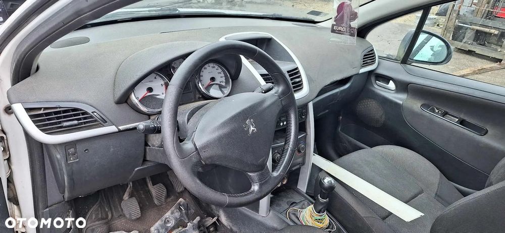 PEUGEOT 207 EWPB 1,6ehdi 92km wtryskiwacz wtrysk bosch - 6