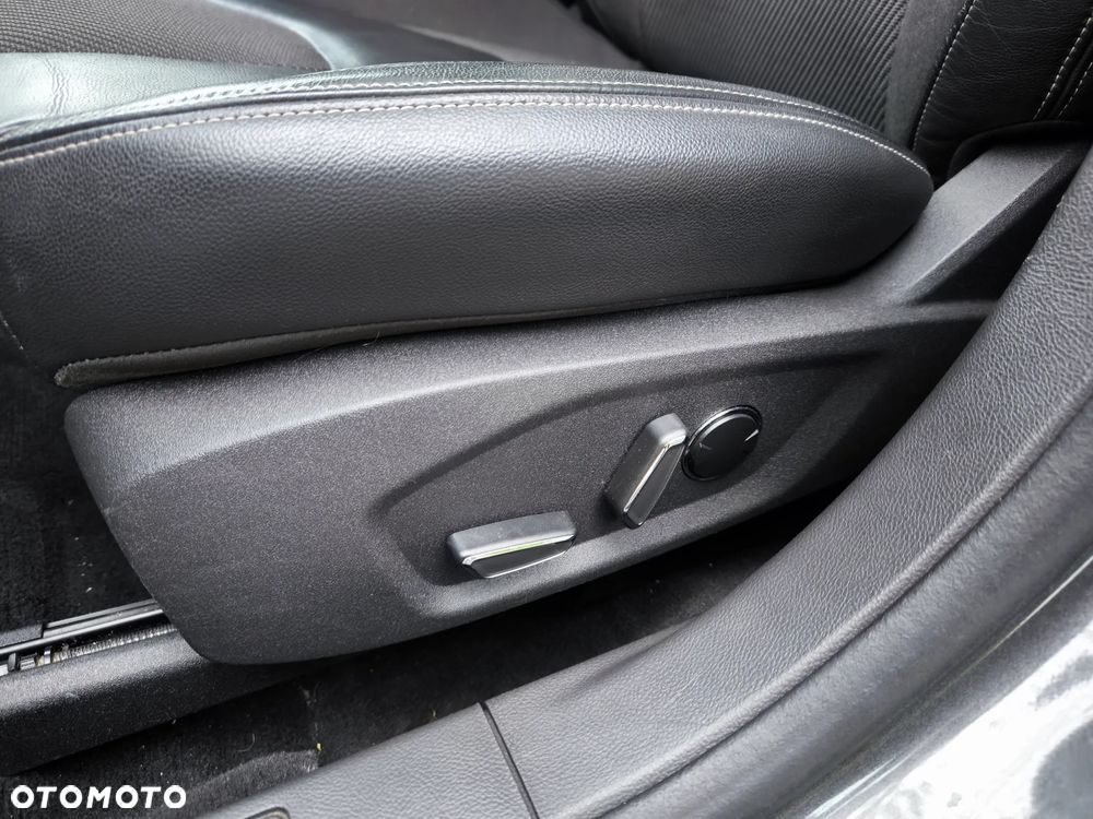 Ford Mondeo - 14
