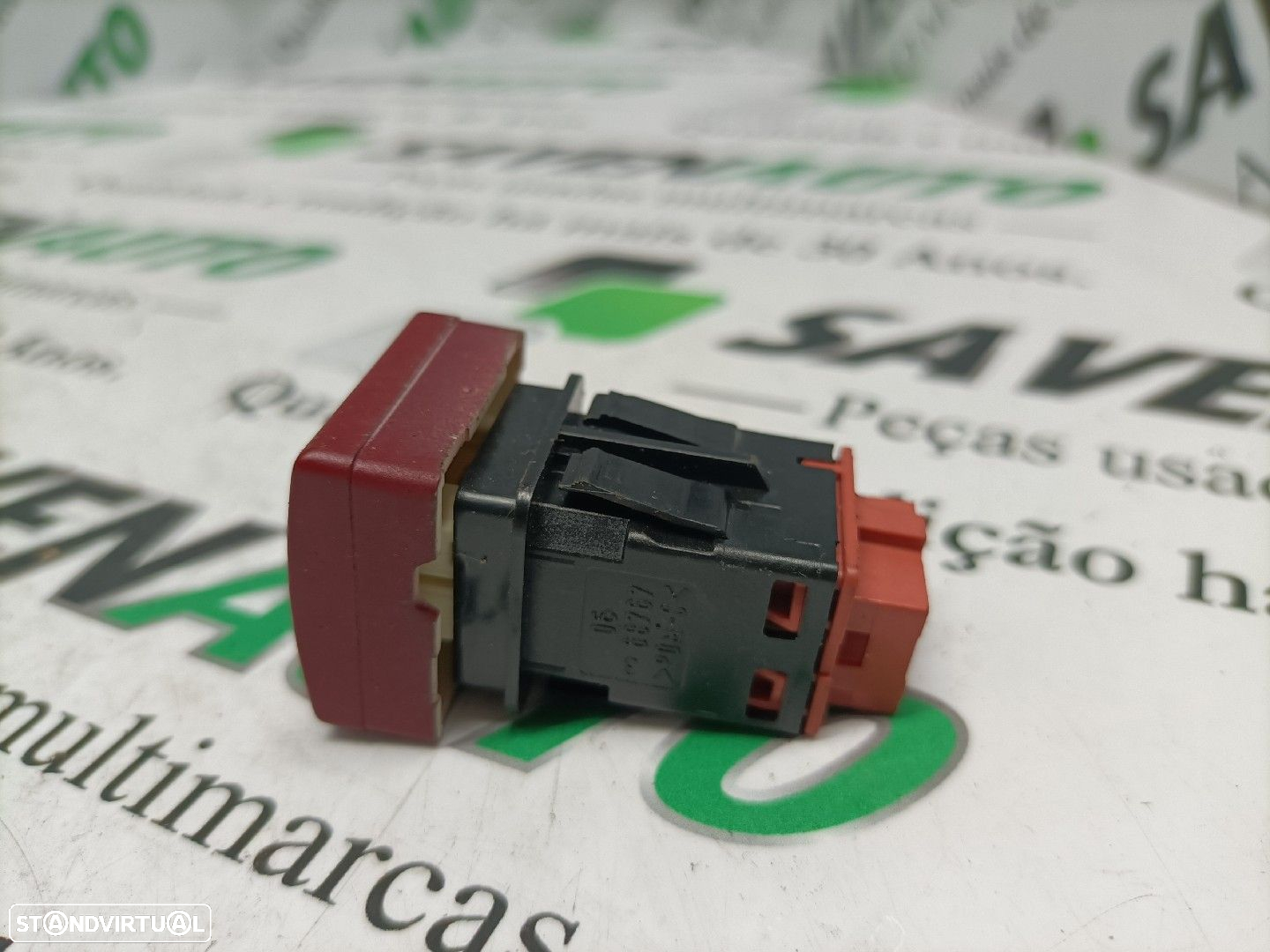Botão De 4 Piscas Citroën Berlingo (B9) - 2
