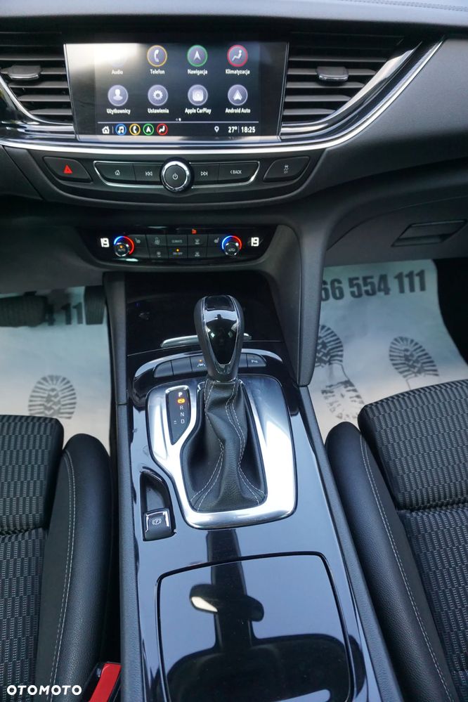 Opel Insignia - 30