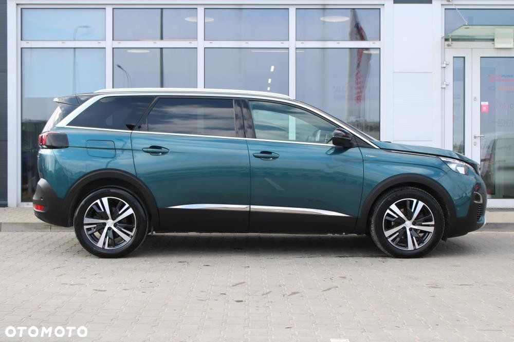 Peugeot 5008 - 5
