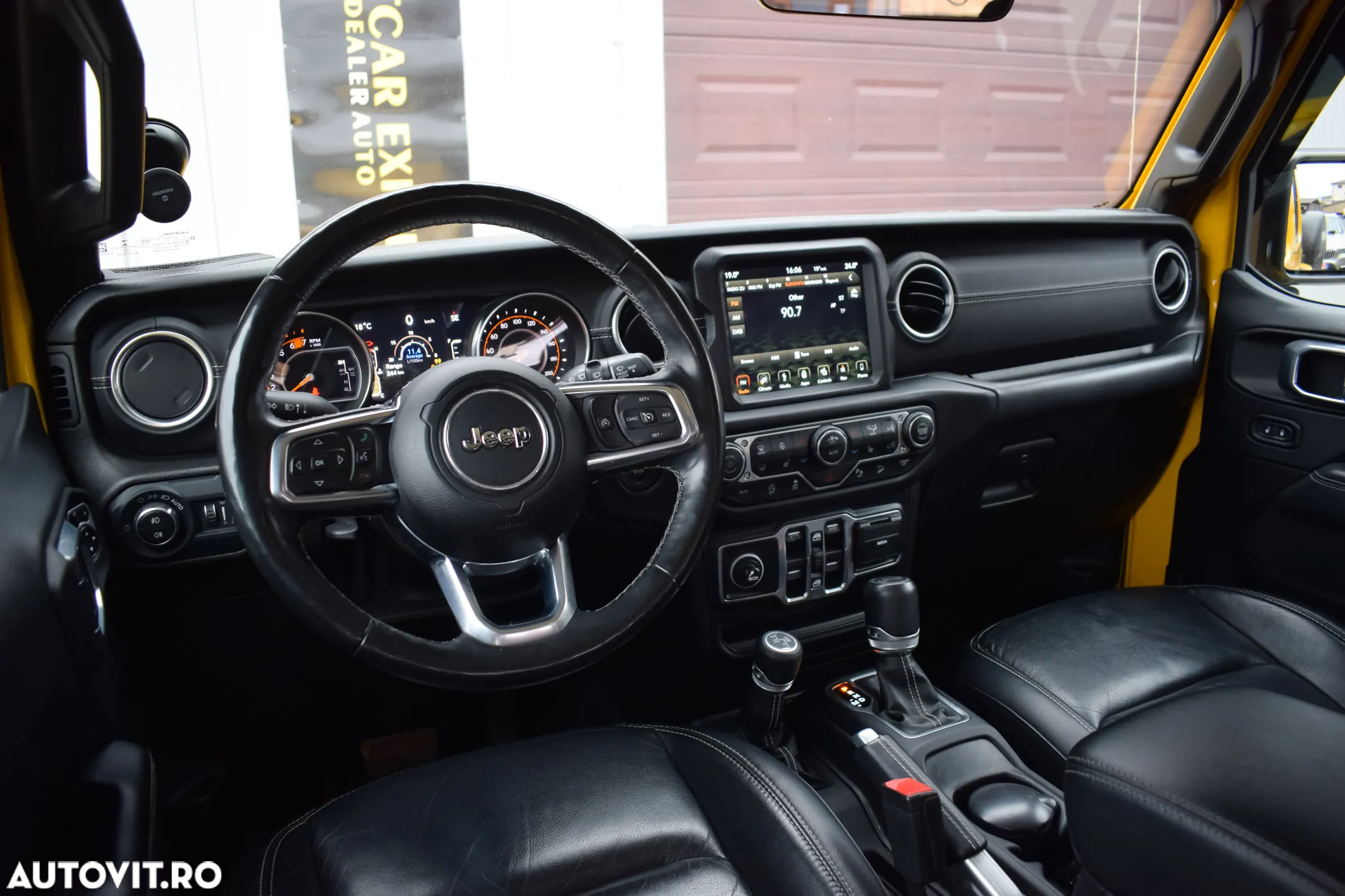 Jeep Wrangler Unlimited 2.0 Turbo AT8 Sahara - 10