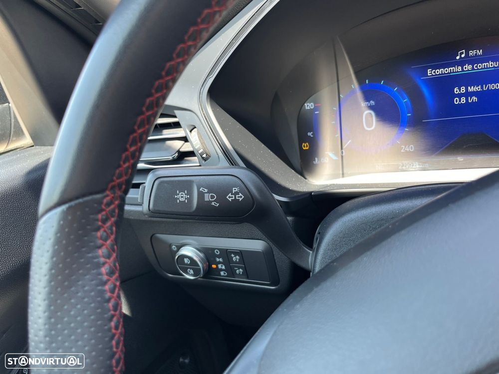 Ford Kuga 2.0 EcoBlue Hybrid ST-LINE - 21