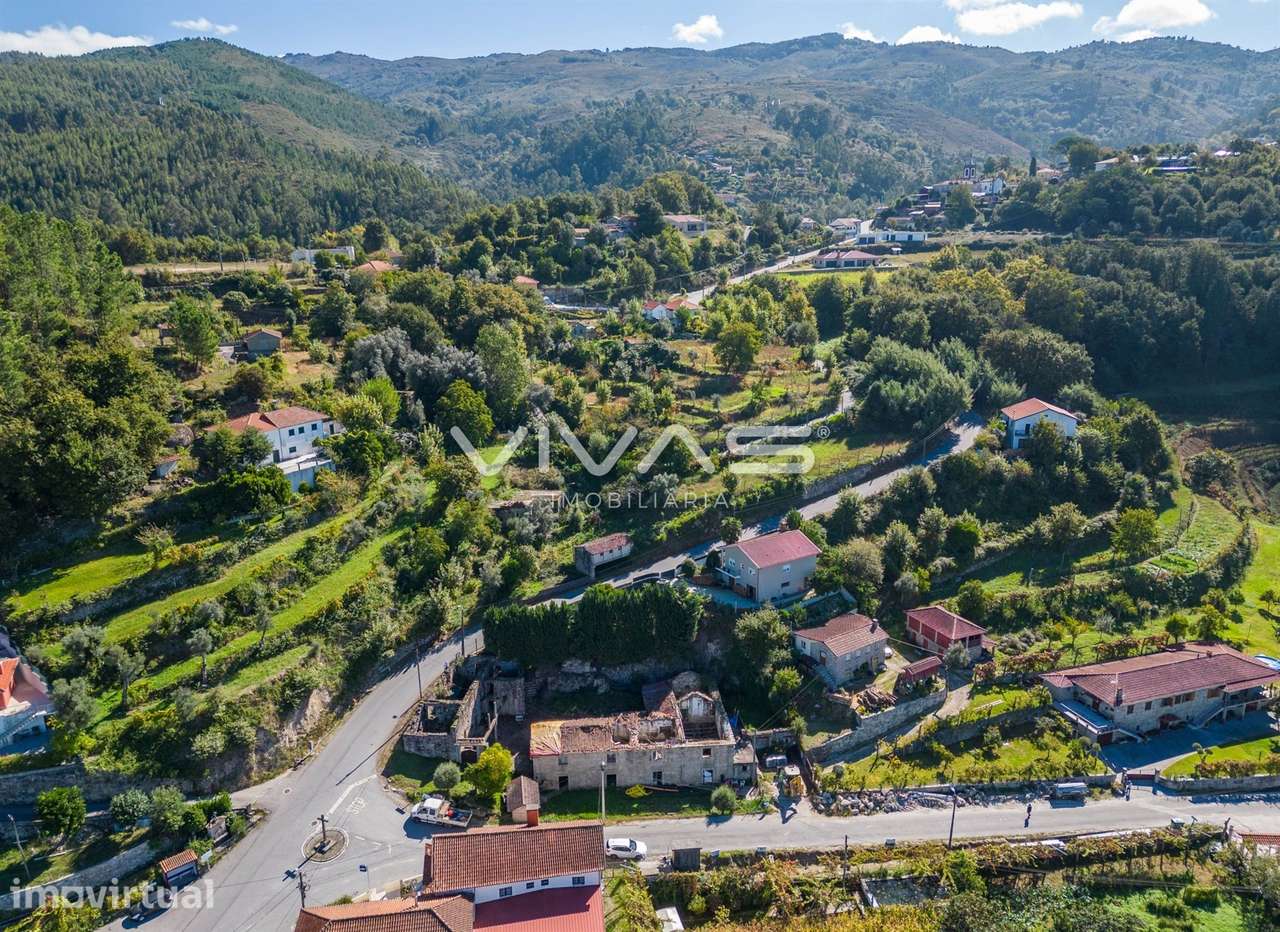 Moradia para Restaurar T0 Venda em Chorense e Monte,Terras de Bouro - Grande imagem: 3/3