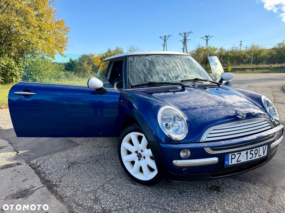 Mini One 2002 photo 4