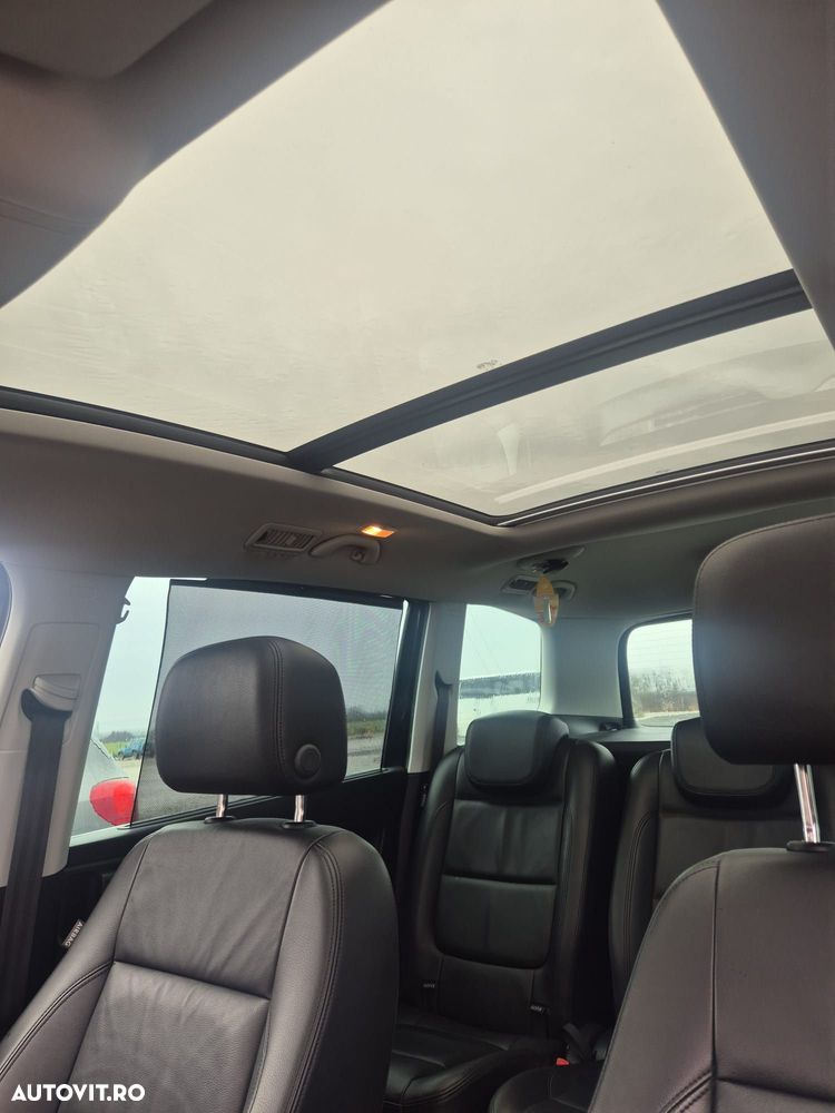 Volkswagen Sharan 2.0 TDI 4MOTION Blue Motion Life - 10