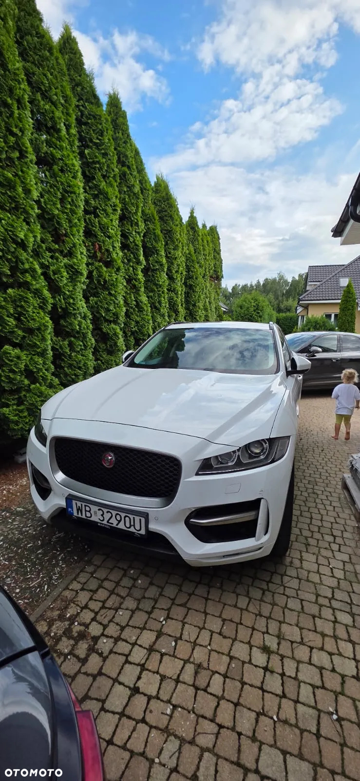 Jaguar F-Pace 2.0 i4D AWD R-Sport - 31