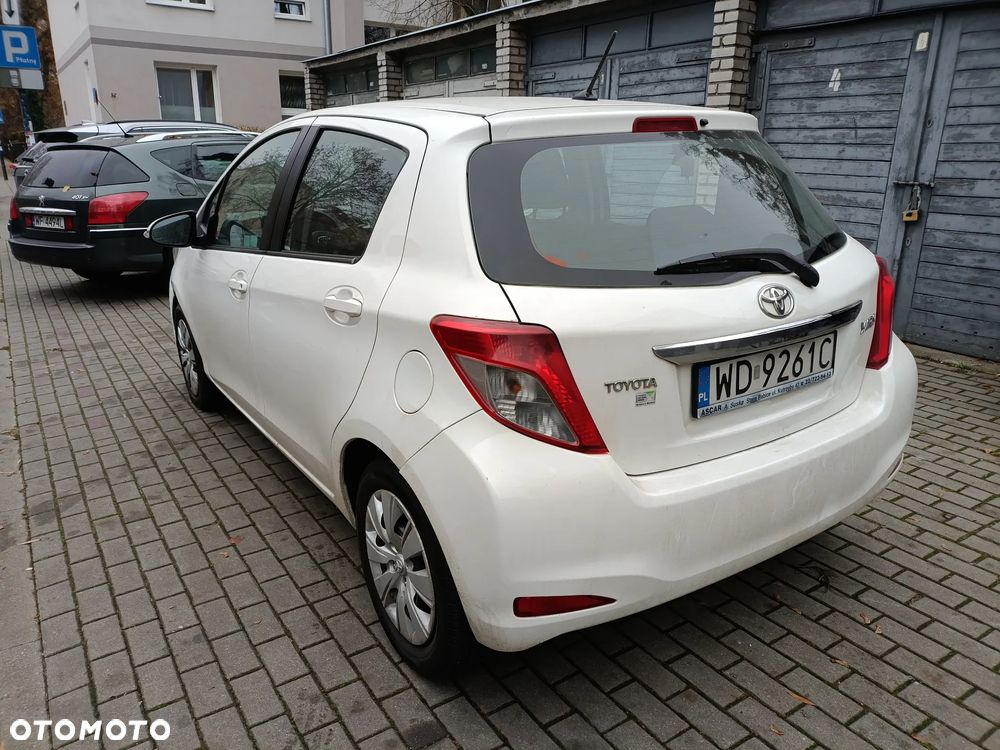 Toyota Yaris 1.4 D-4D Active - 5
