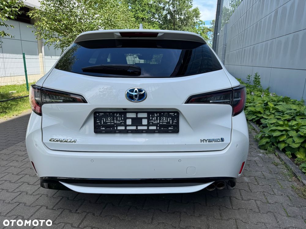 Toyota Corolla 2.0 Black&White - 9