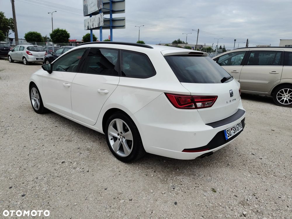 Seat Leon 2.0 TDI DPF Ecomotive DSG FR - 4
