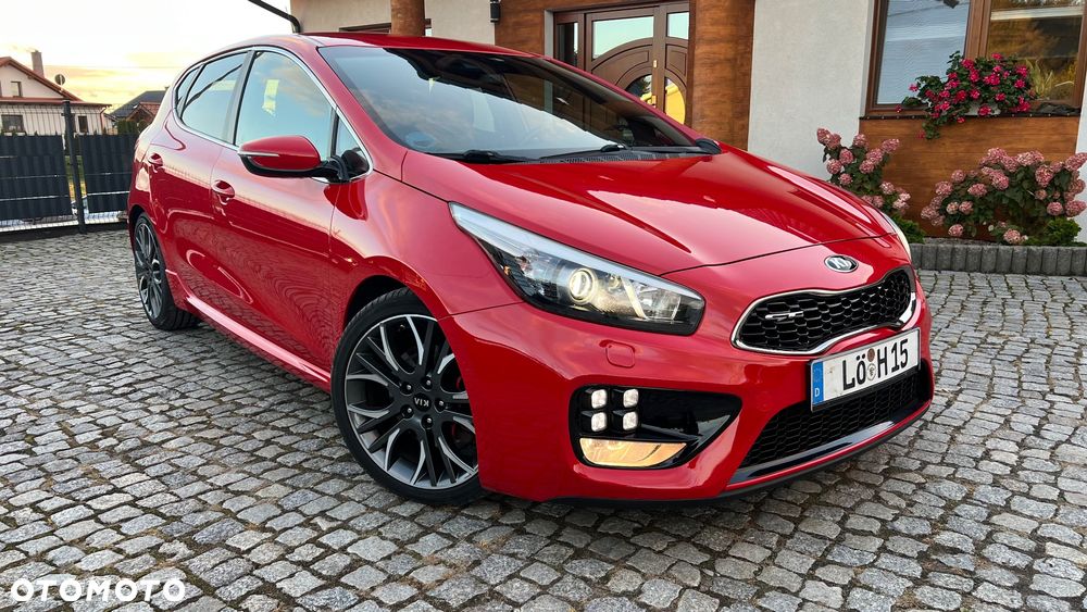 Kia Ceed - 4