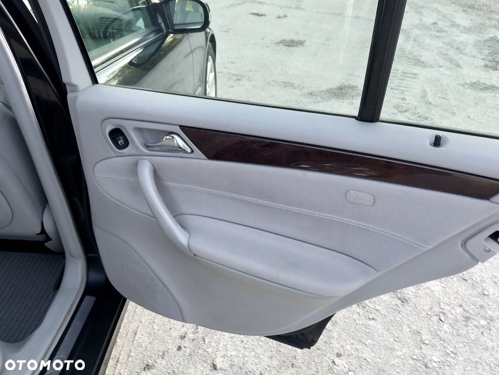 Mercedes-Benz Klasa C - 20