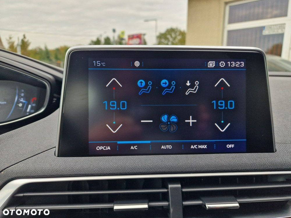 Peugeot 5008 1.5 BlueHDi Allure S&S - 29