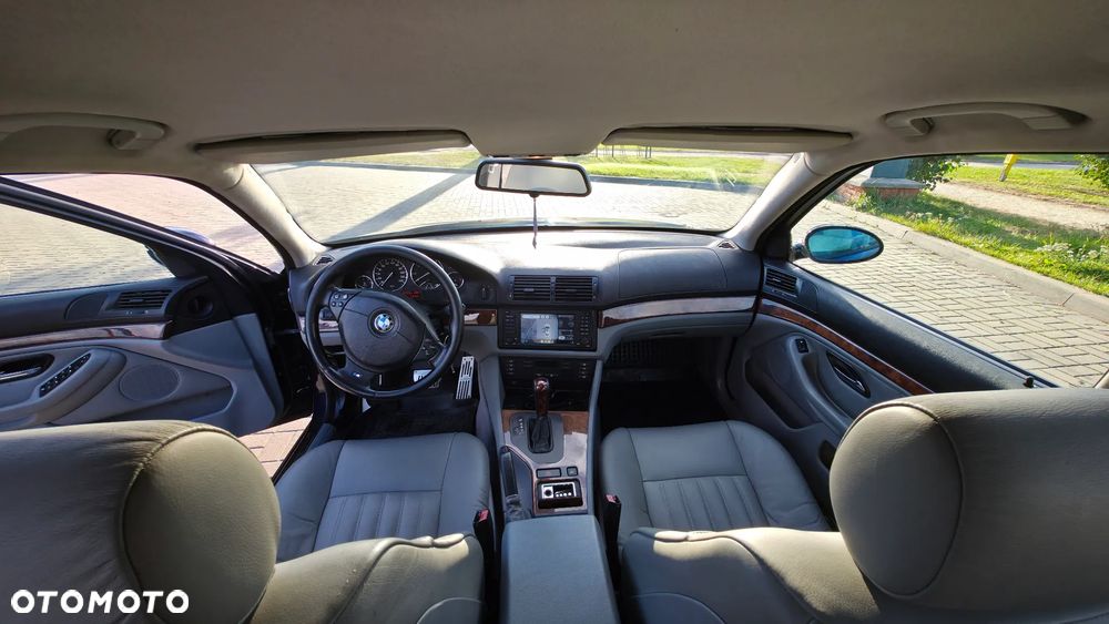 BMW Seria 5 - 12