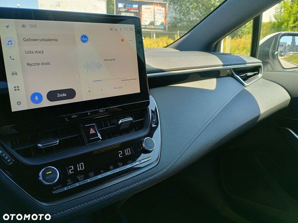 Toyota Corolla 1.8 Hybrid Comfort - 23